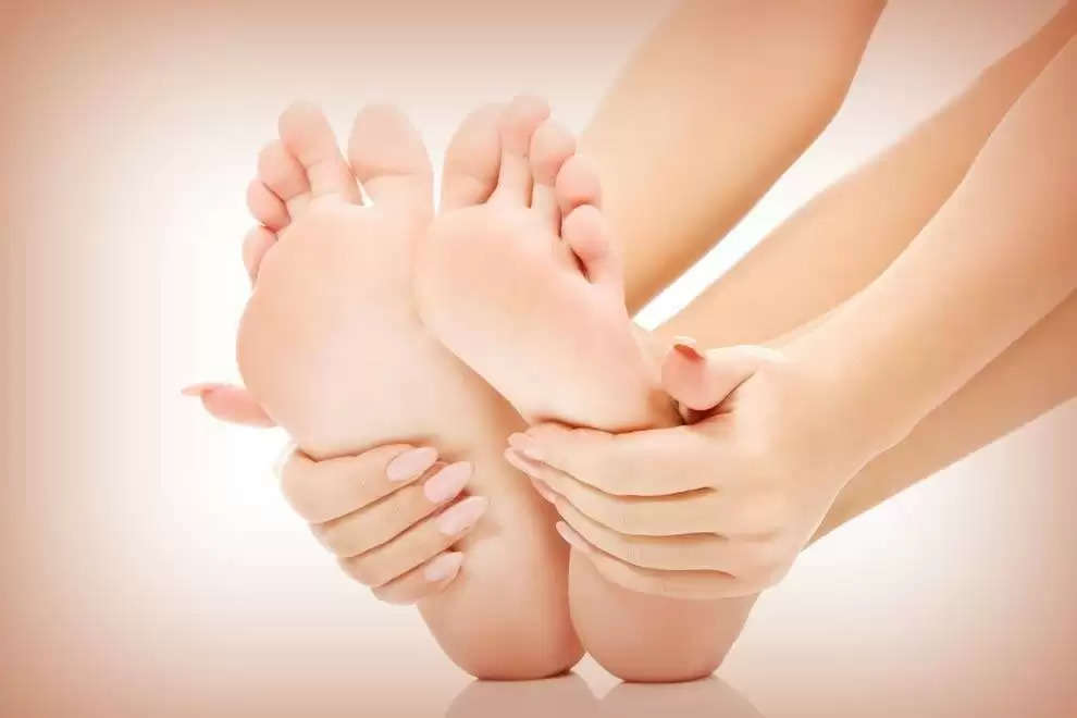 Home Remedies For Cracked Heels