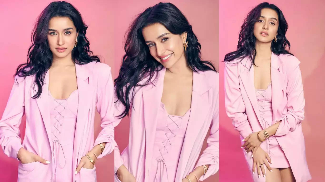 Shraddha Kapoor Baby Pink Dress Look 