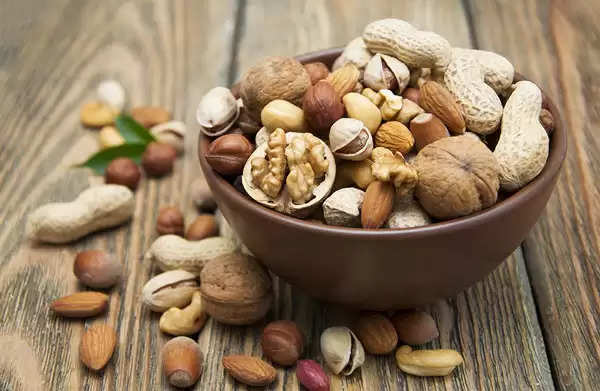 Eat Nuts For a Healthy Heart